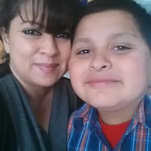 Meet your Posher, Mayela